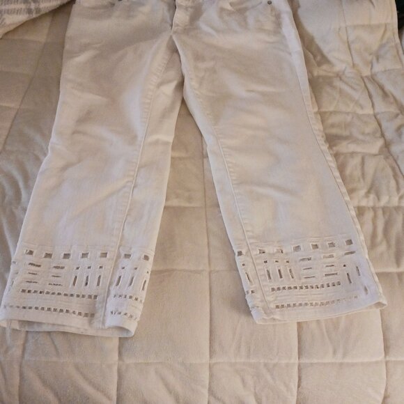 Coldwater Creek White Summer Pants with Fancy Cut-Out Trim Size 18 - Picture 1 of 6